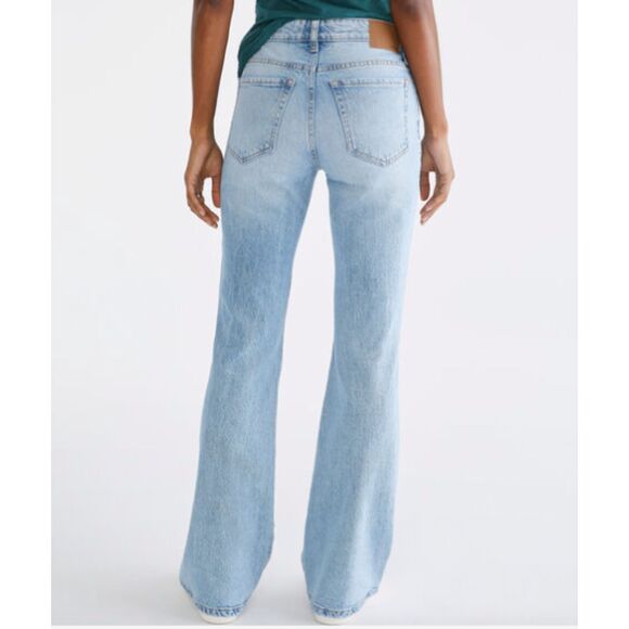 Aeropostale Womens Mid-rise Flare Jeans Size 14 Cotton Casual Light Wash Blue - Picture 7 of 16